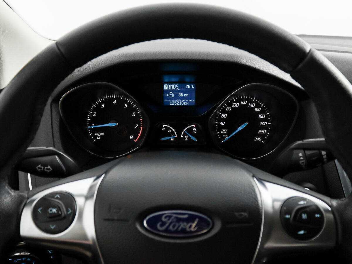 Ford Focus с пробегом — 2012 год. Фото: #13