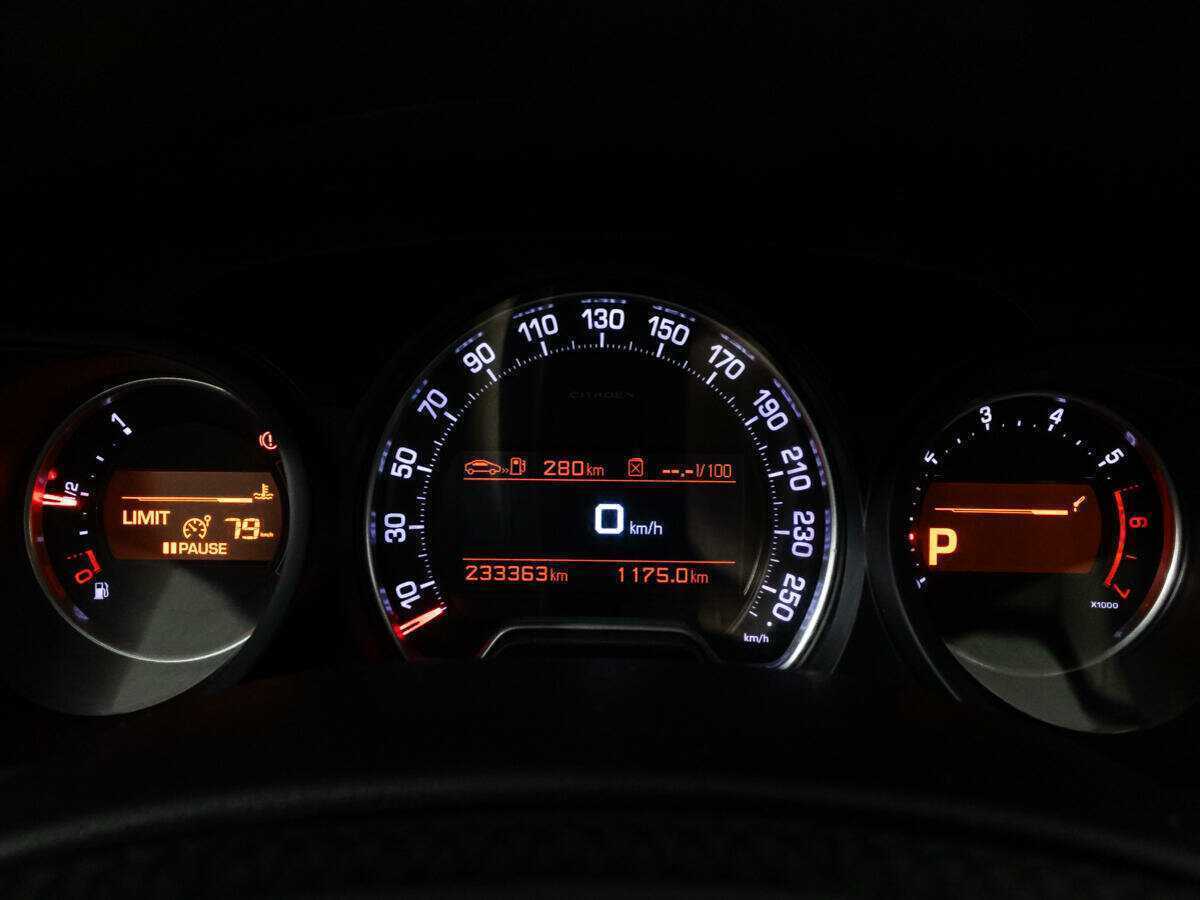 Citroen C5 с пробегом — 2012 год. Фото: #11