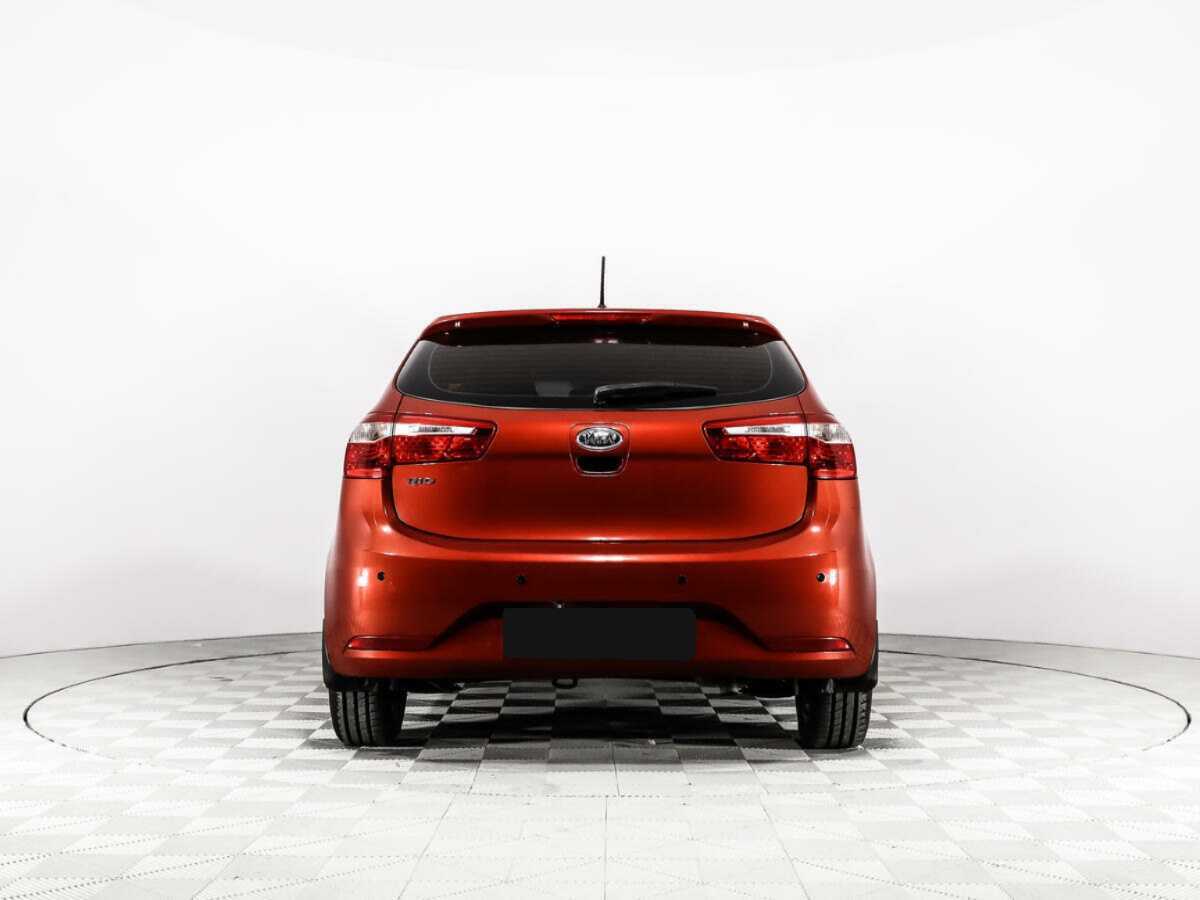 Kia Rio с пробегом — 2012 год. Фото: #5