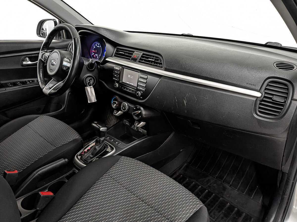 Kia Rio с пробегом — 2020 год. Фото: #12