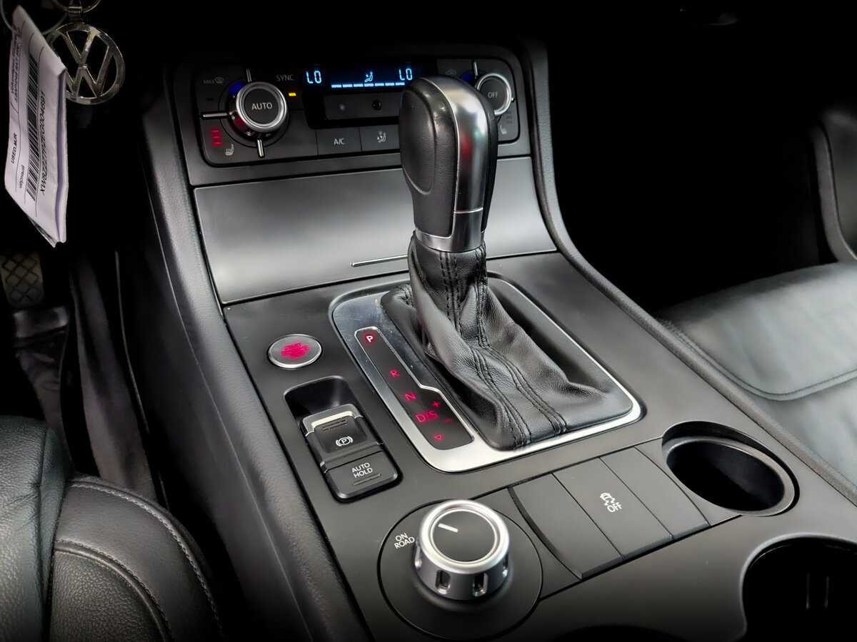 Volkswagen Touareg с пробегом — 2013 год. Фото: #23