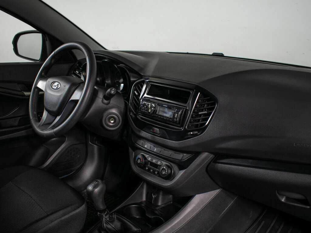 Lada (ВАЗ) Vesta с пробегом — 2021 год. Фото: #10