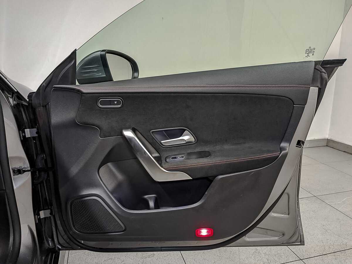 Mercedes-Benz CLA с пробегом — 2021 год. Фото: #24