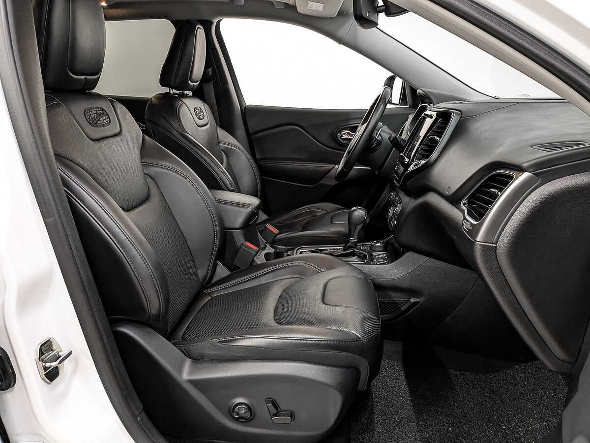 Jeep Cherokee с пробегом — 2019 год. Фото: #21