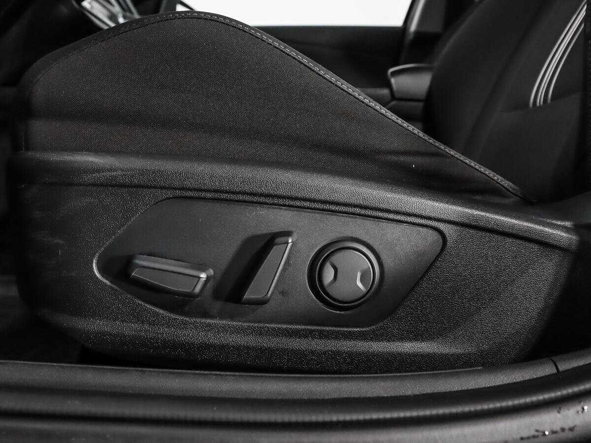 Hyundai Elantra с пробегом — 2021 год. Фото: #10