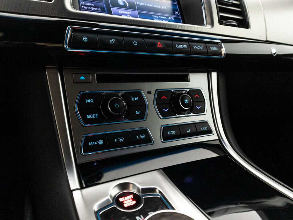 Jaguar XF с пробегом — 2012 год. Фото: #16