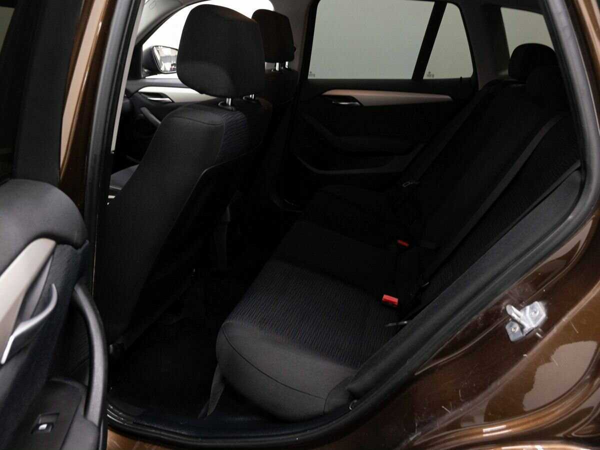 BMW X1 с пробегом — 2013 год. Фото: #10