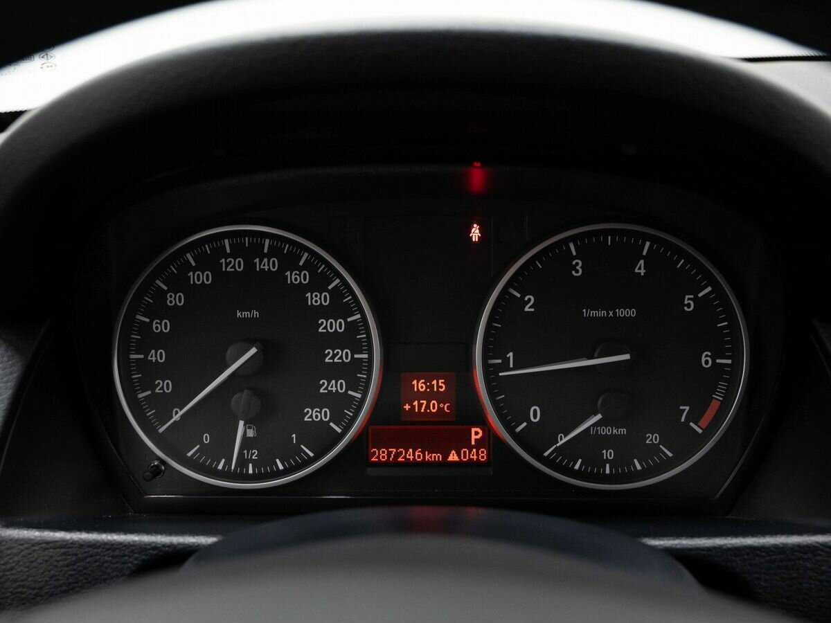 BMW X1 с пробегом — 2013 год. Фото: #16