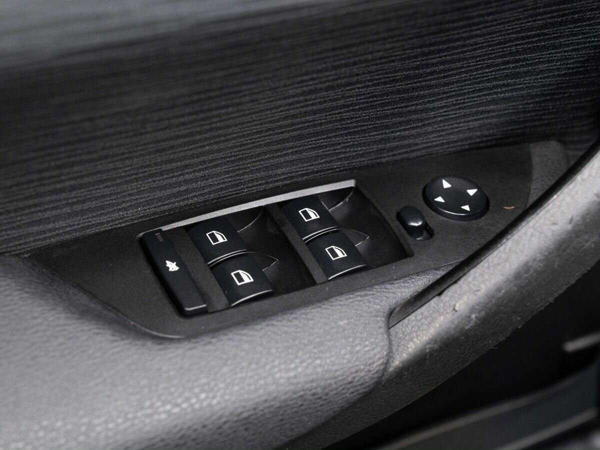 BMW X1 с пробегом — 2013 год. Фото: #17