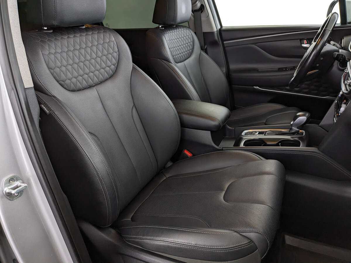 Hyundai Santa Fe с пробегом — 2020 год. Фото: #22