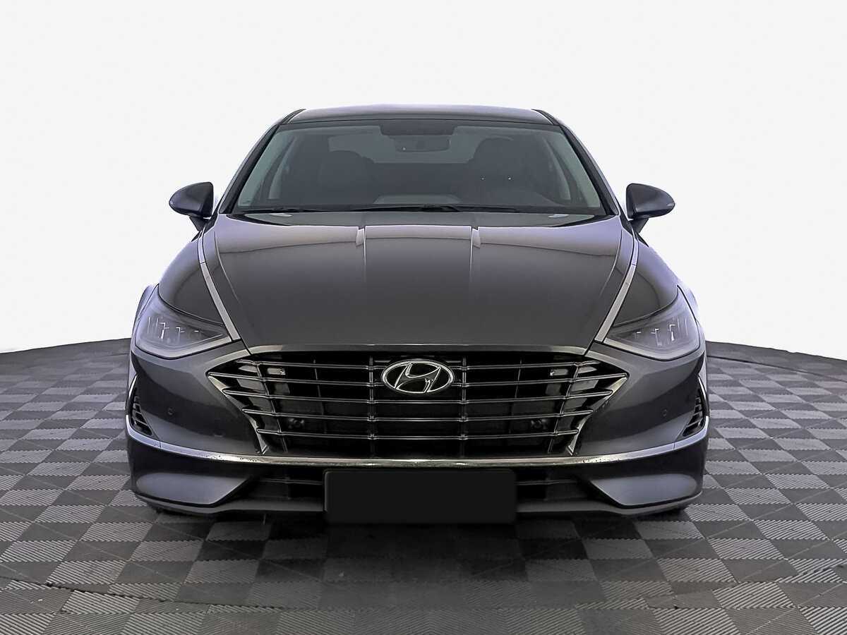 Hyundai Sonata с пробегом — 2022 год. Фото: #1
