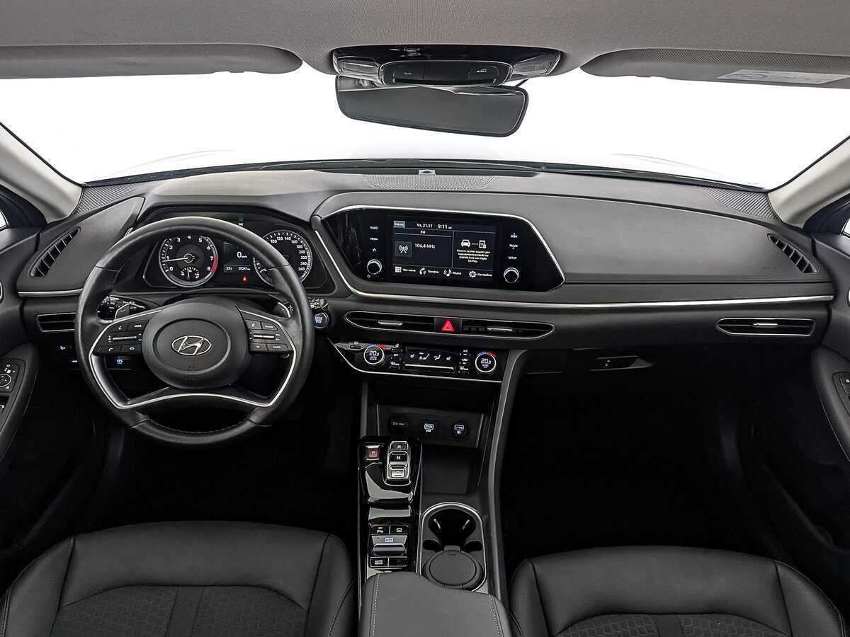 Hyundai Sonata с пробегом — 2022 год. Фото: #11