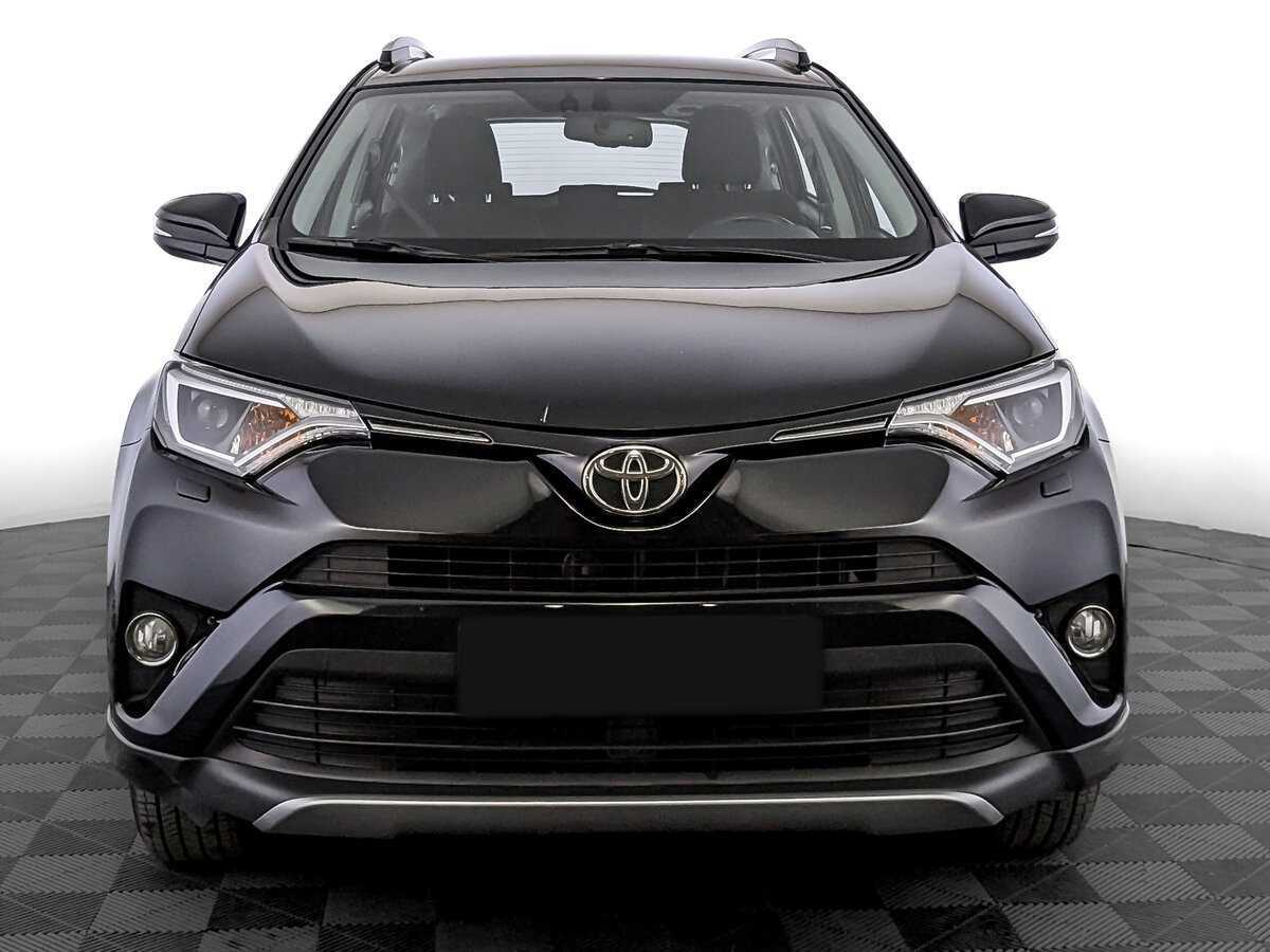 Toyota RAV4 с пробегом — 2017 год. Фото: #1
