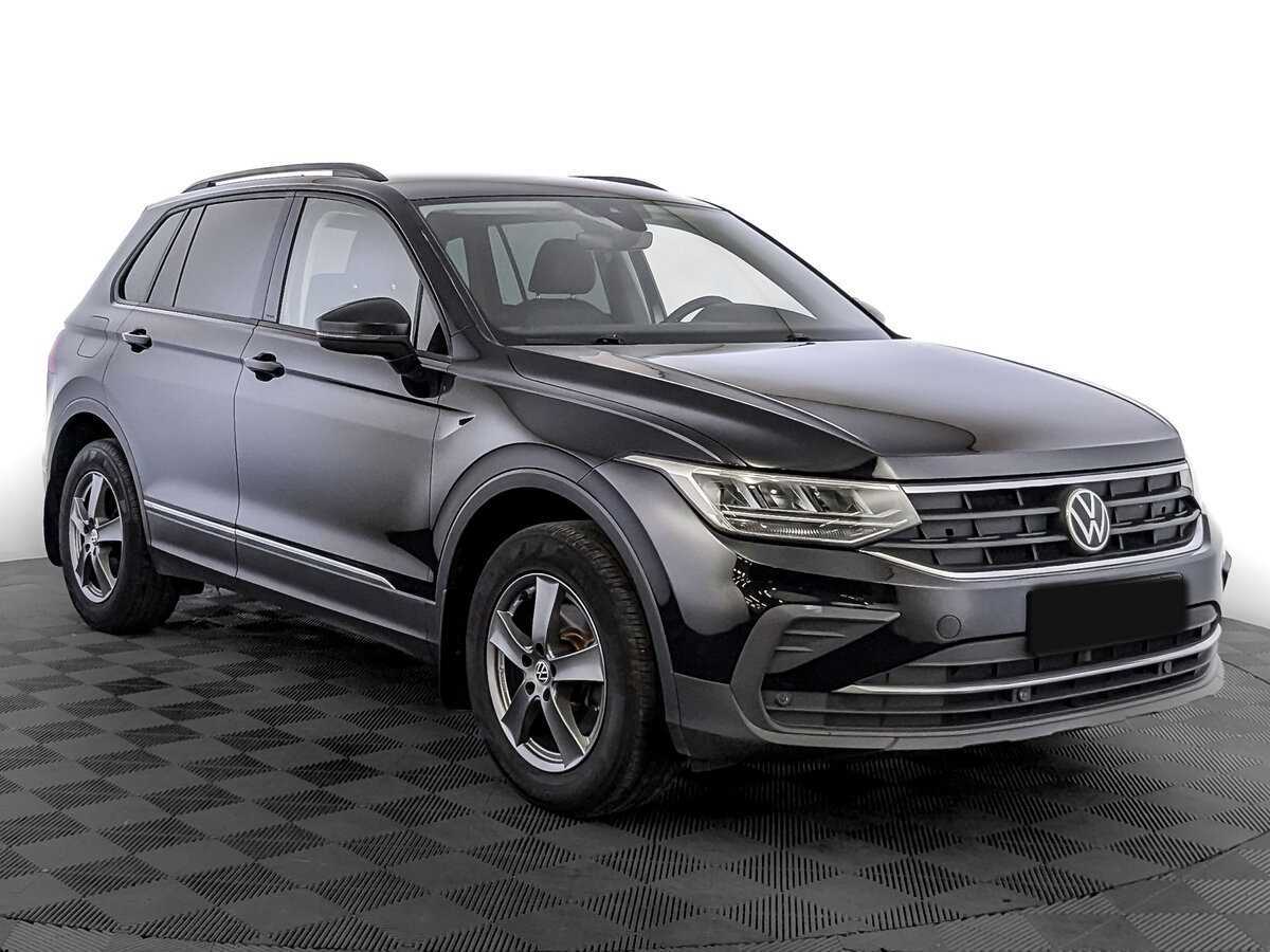 Volkswagen Tiguan с пробегом — 2021 год. Фото: #2