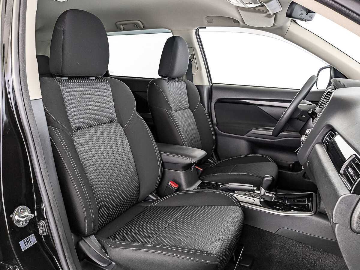 Mitsubishi Outlander с пробегом — 2021 год. Фото: #23