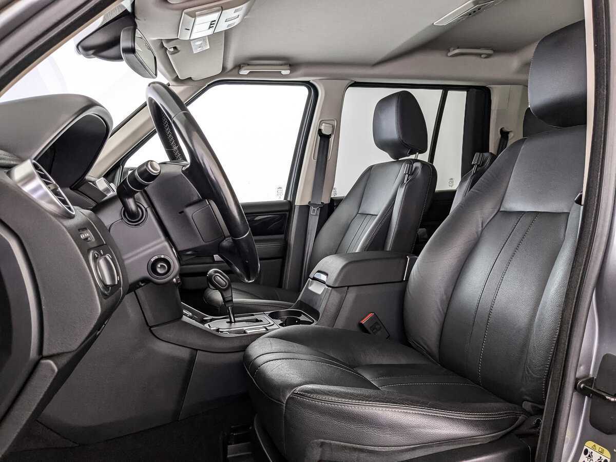 Land Rover Discovery с пробегом — 2012 год. Фото: #19