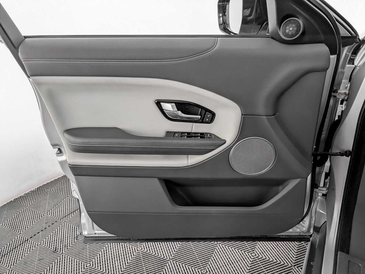 Land Rover Range Rover Evoque с пробегом — 2017 год. Фото: #18