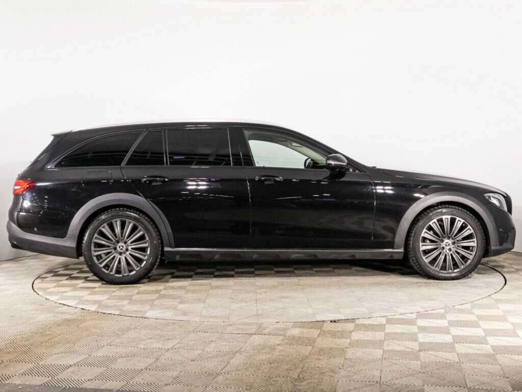 Mercedes-Benz E-Класс с пробегом — 2017 год. Фото: #3