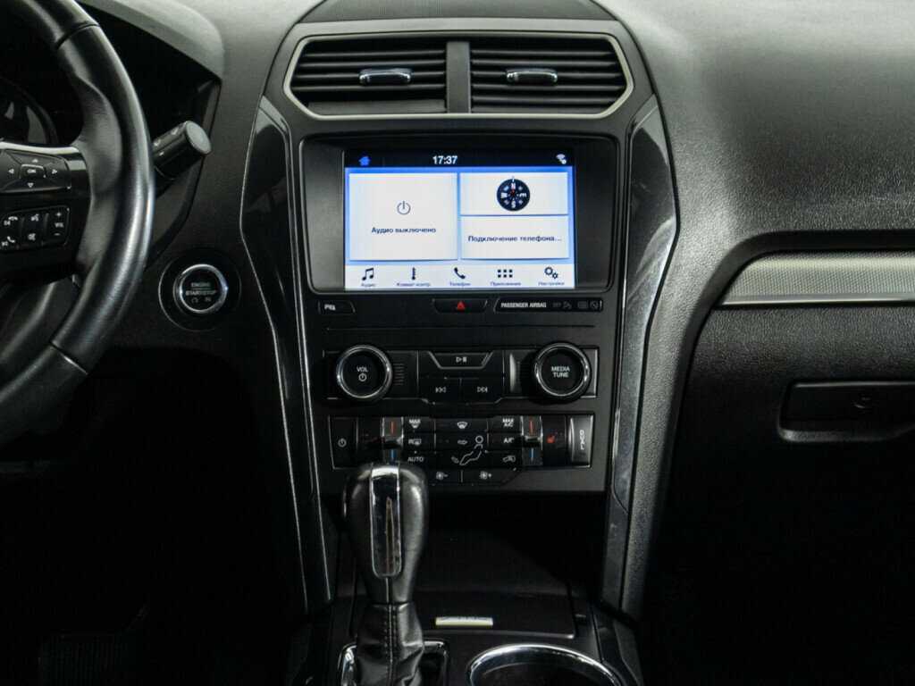 Ford Explorer с пробегом — 2019 год. Фото: #11