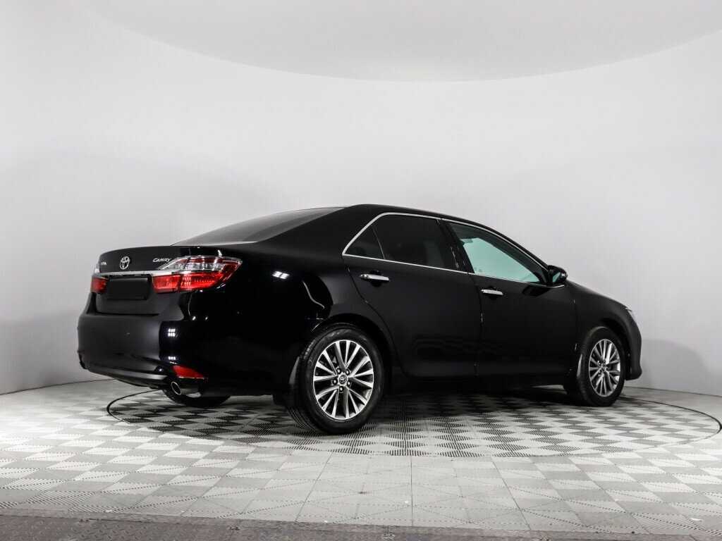 Toyota Camry с пробегом — 2016 год. Фото: #4