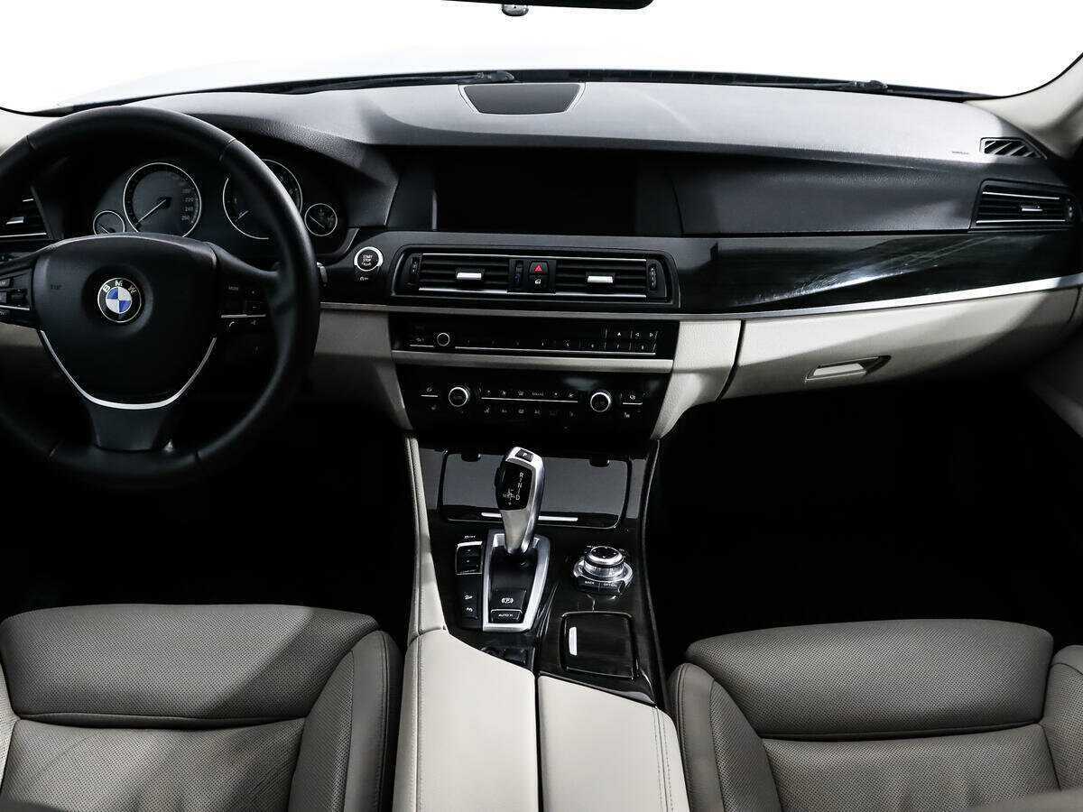 BMW 5 серии с пробегом — 2012 год. Фото: #9