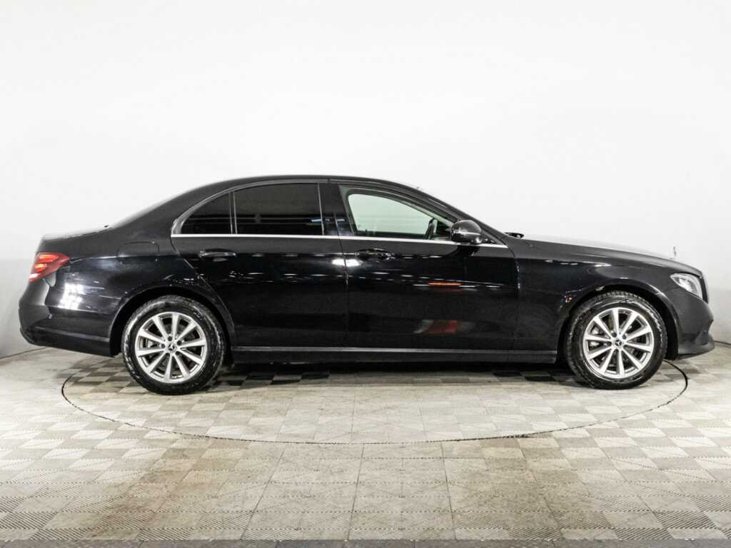 Mercedes-Benz E-Класс с пробегом — 2019 год. Фото: #3