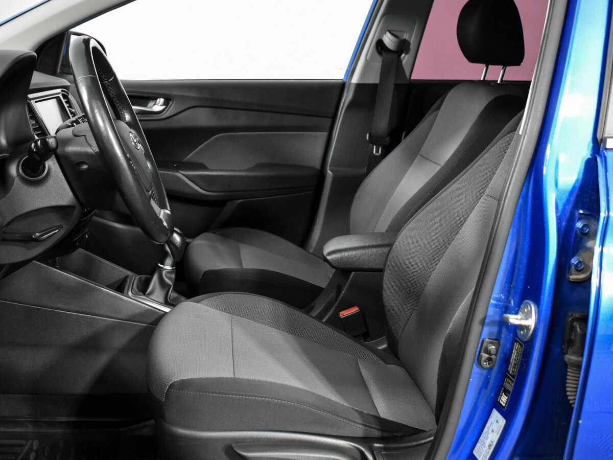 Hyundai Solaris с пробегом — 2017 год. Фото: #10