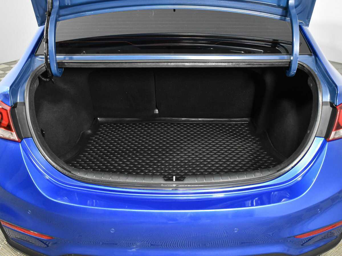 Hyundai Solaris с пробегом — 2017 год. Фото: #18