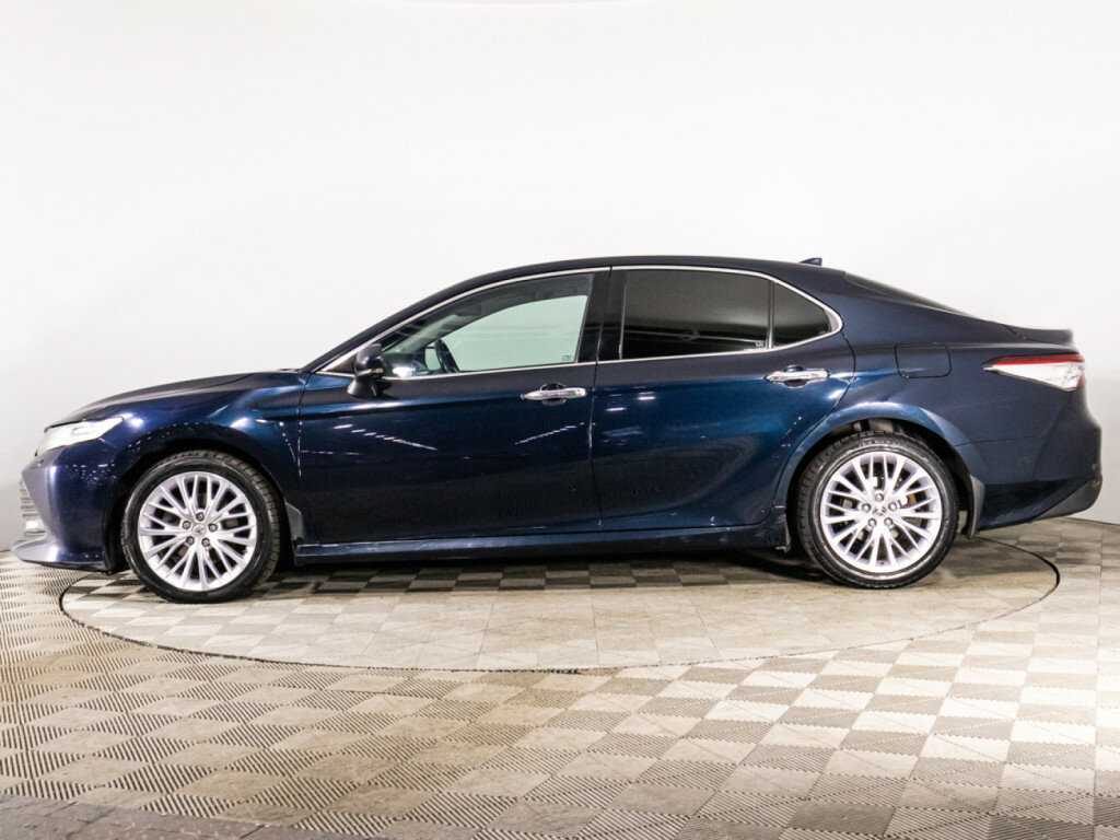 Toyota Camry с пробегом — 2019 год. Фото: #7