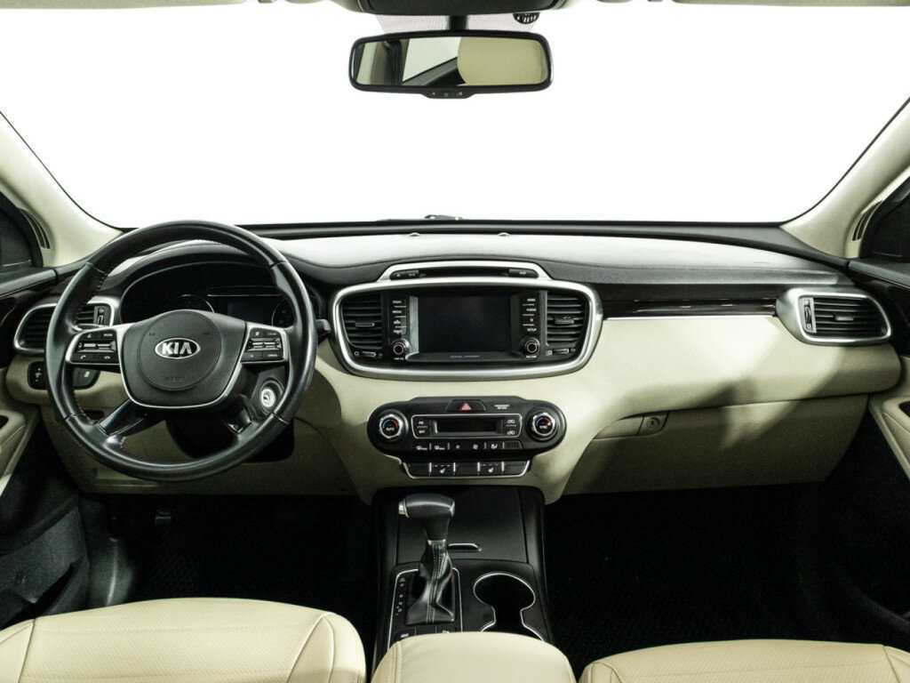 Kia Sorento с пробегом — 2019 год. Фото: #12