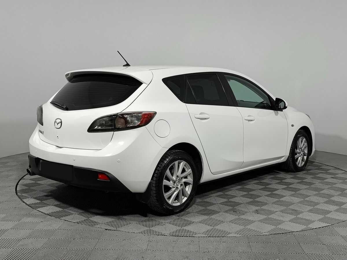 Mazda 3 с пробегом — 2012 год. Фото: #7