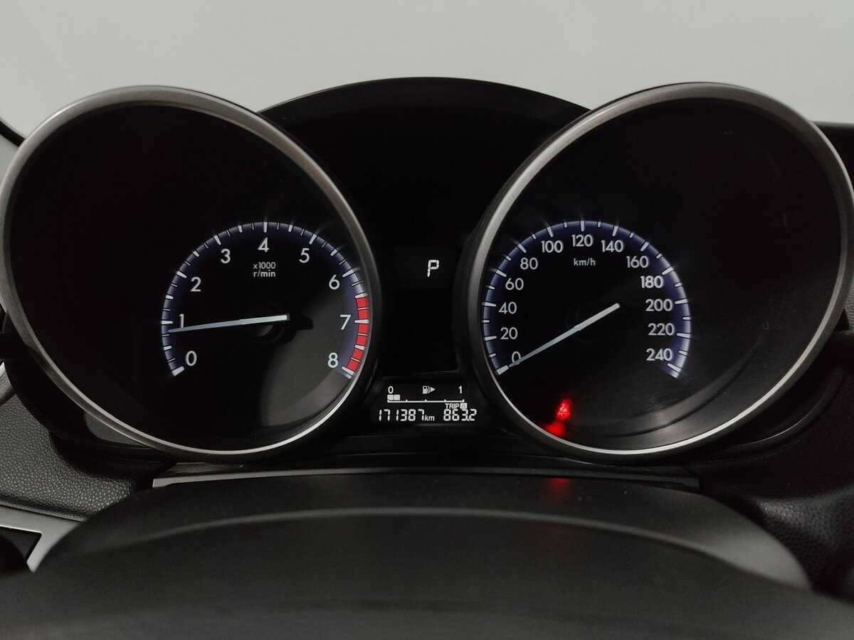 Mazda 3 с пробегом — 2012 год. Фото: #15