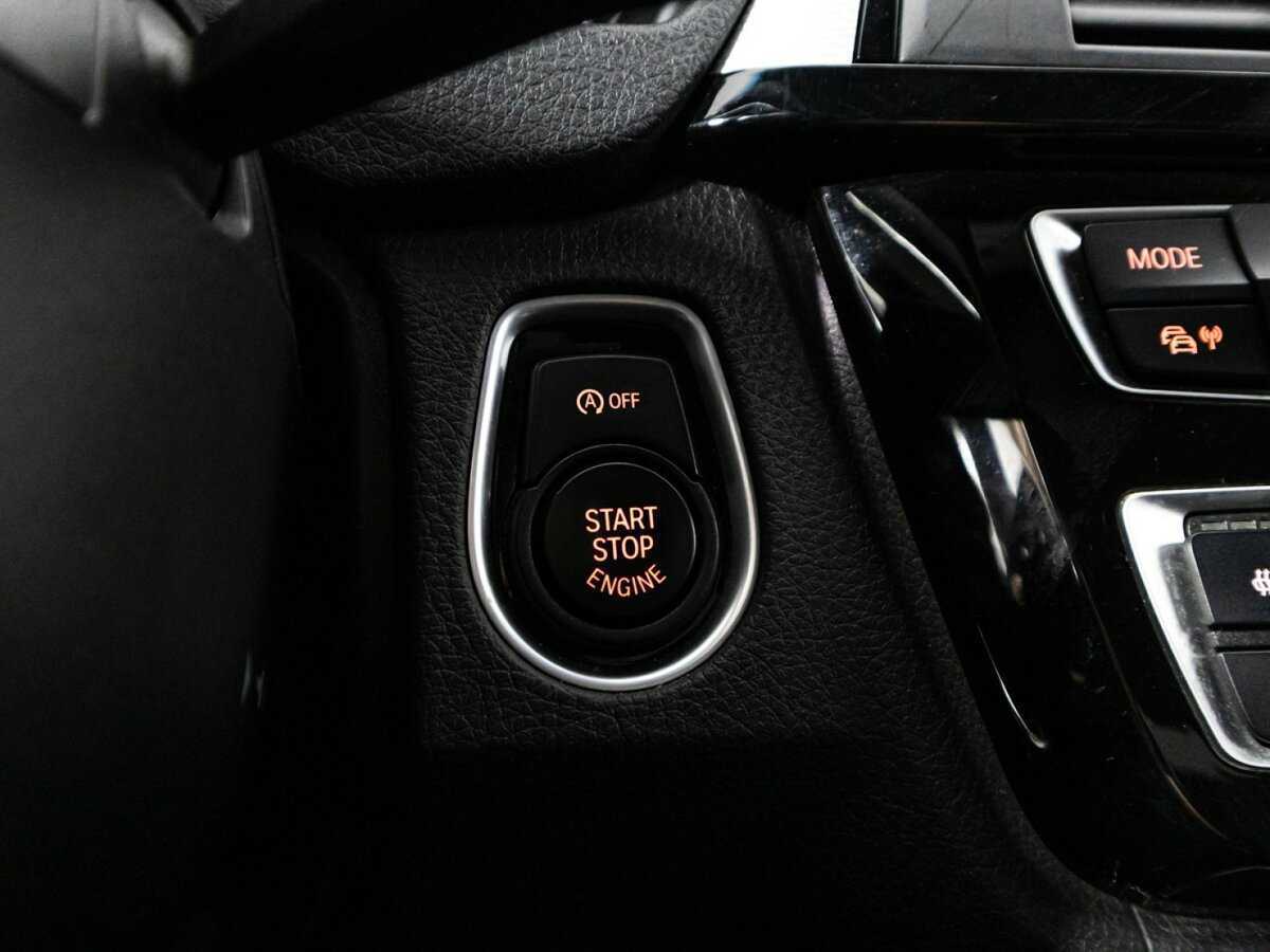 BMW 3 серии с пробегом — 2016 год. Фото: #18