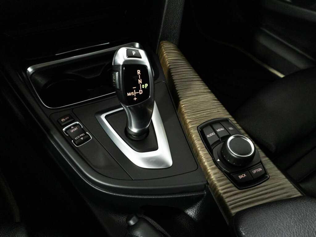 BMW 3 серии с пробегом — 2013 год. Фото: #18