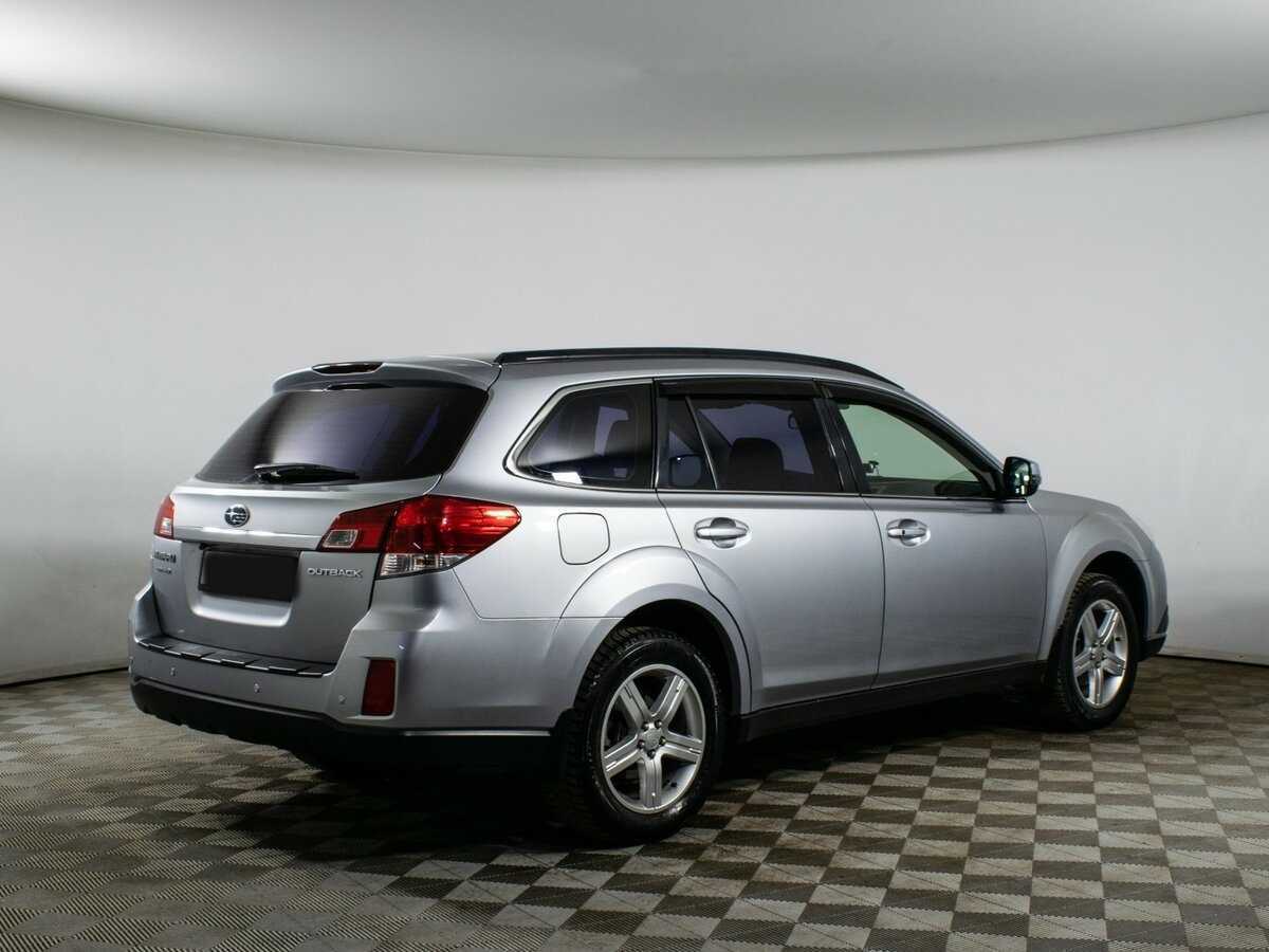 Subaru Outback с пробегом — 2012 год. Фото: #4