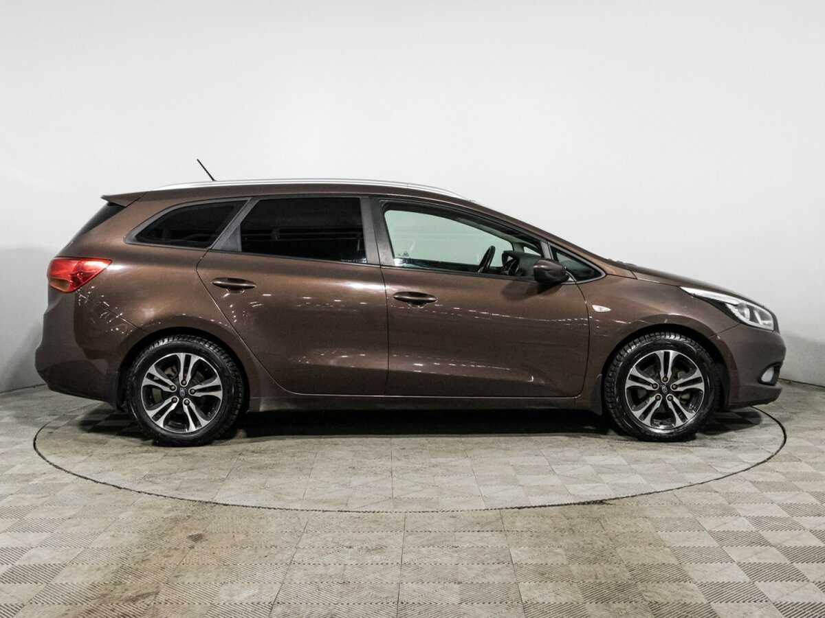 Kia Ceed с пробегом — 2013 год. Фото: #3