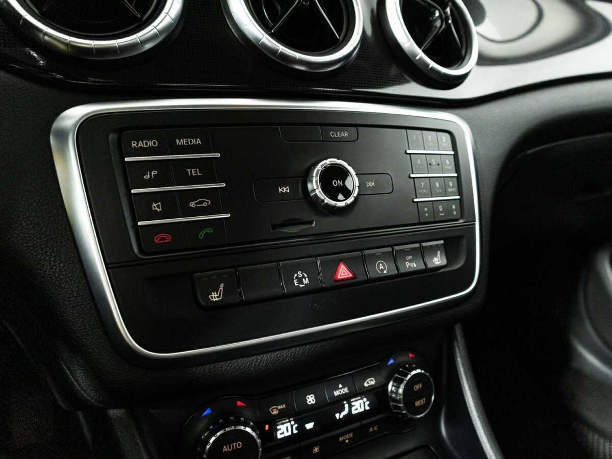 Mercedes-Benz CLA с пробегом — 2015 год. Фото: #16