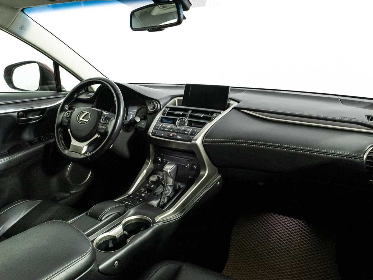 Lexus NX с пробегом — 2015 год. Фото: #8