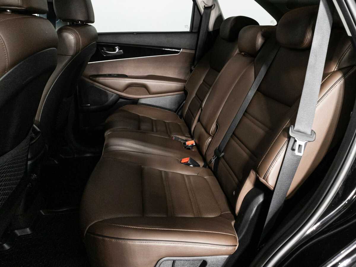 Kia Sorento с пробегом — 2018 год. Фото: #9
