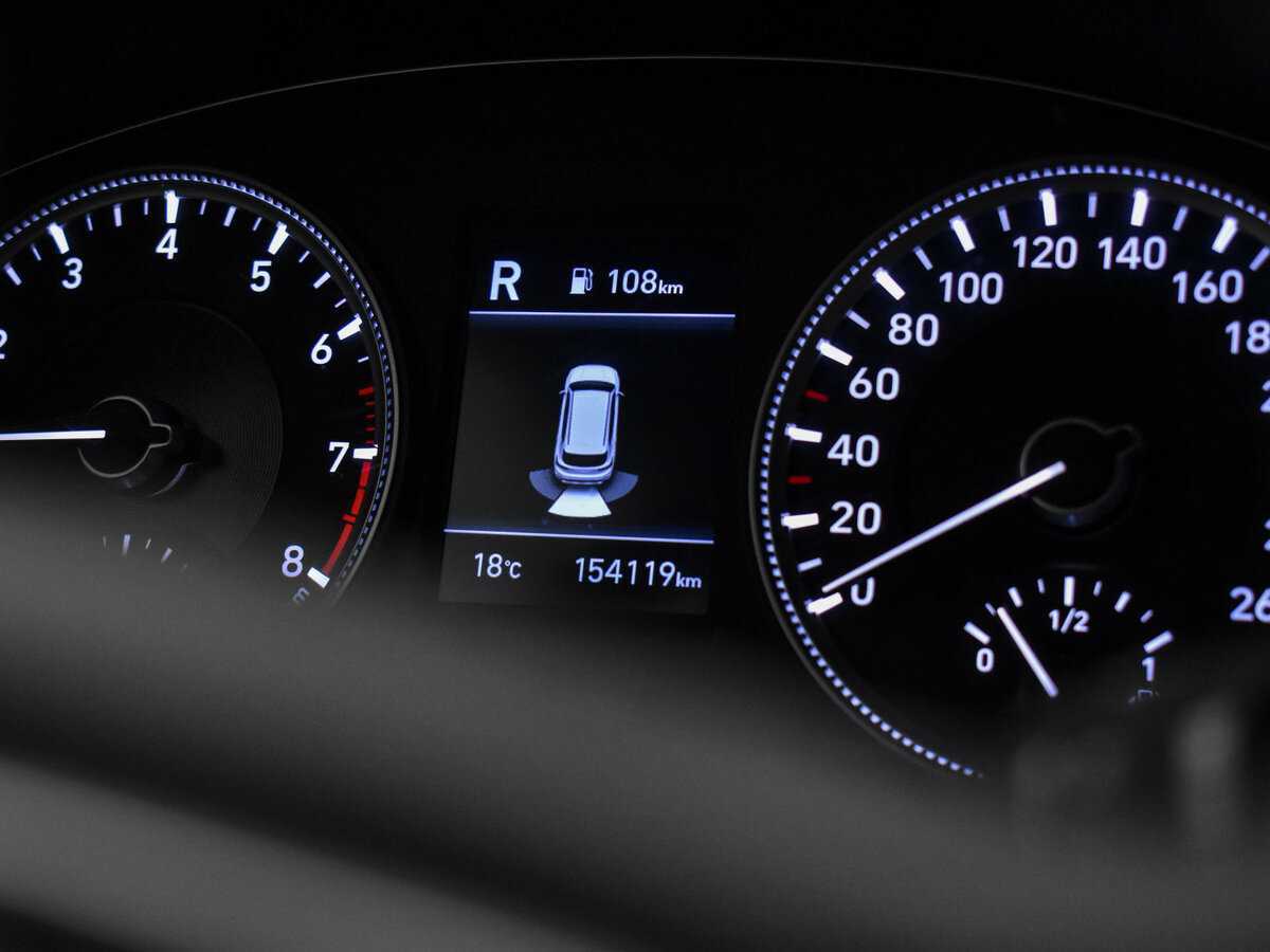 Hyundai Santa Fe с пробегом — 2018 год. Фото: #16