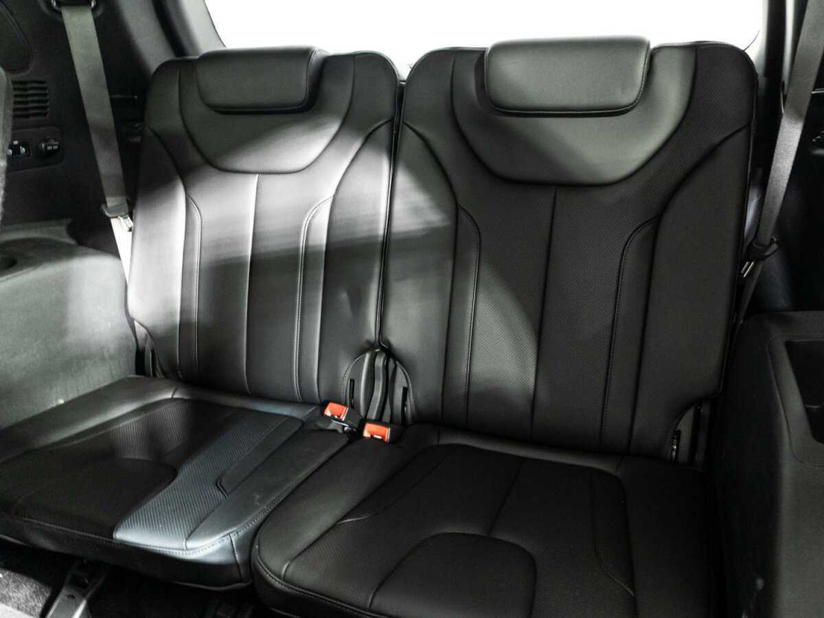 Hyundai Santa Fe с пробегом — 2019 год. Фото: #15