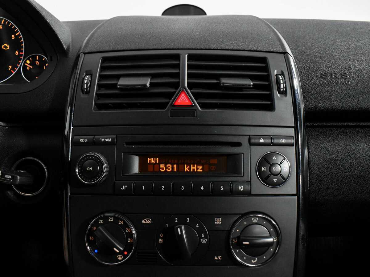 Mercedes-Benz A-Класс с пробегом — 2012 год. Фото: #15