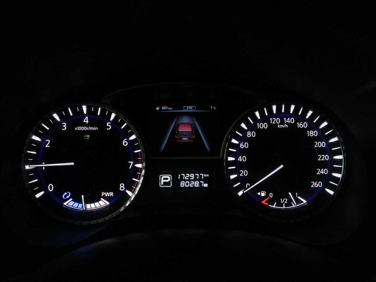 Infiniti QX60 с пробегом — 2015 год. Фото: #11