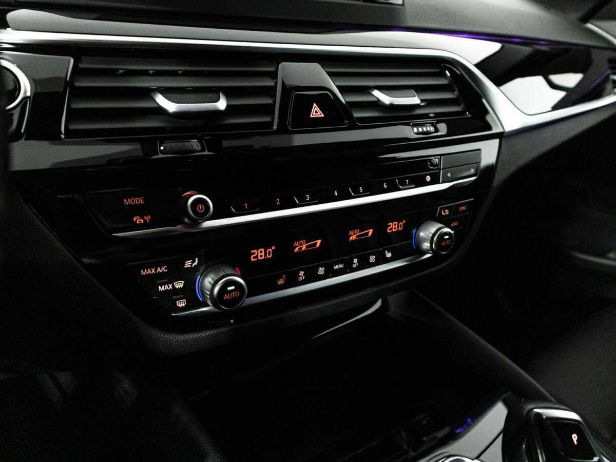 BMW 5 серии с пробегом — 2018 год. Фото: #20