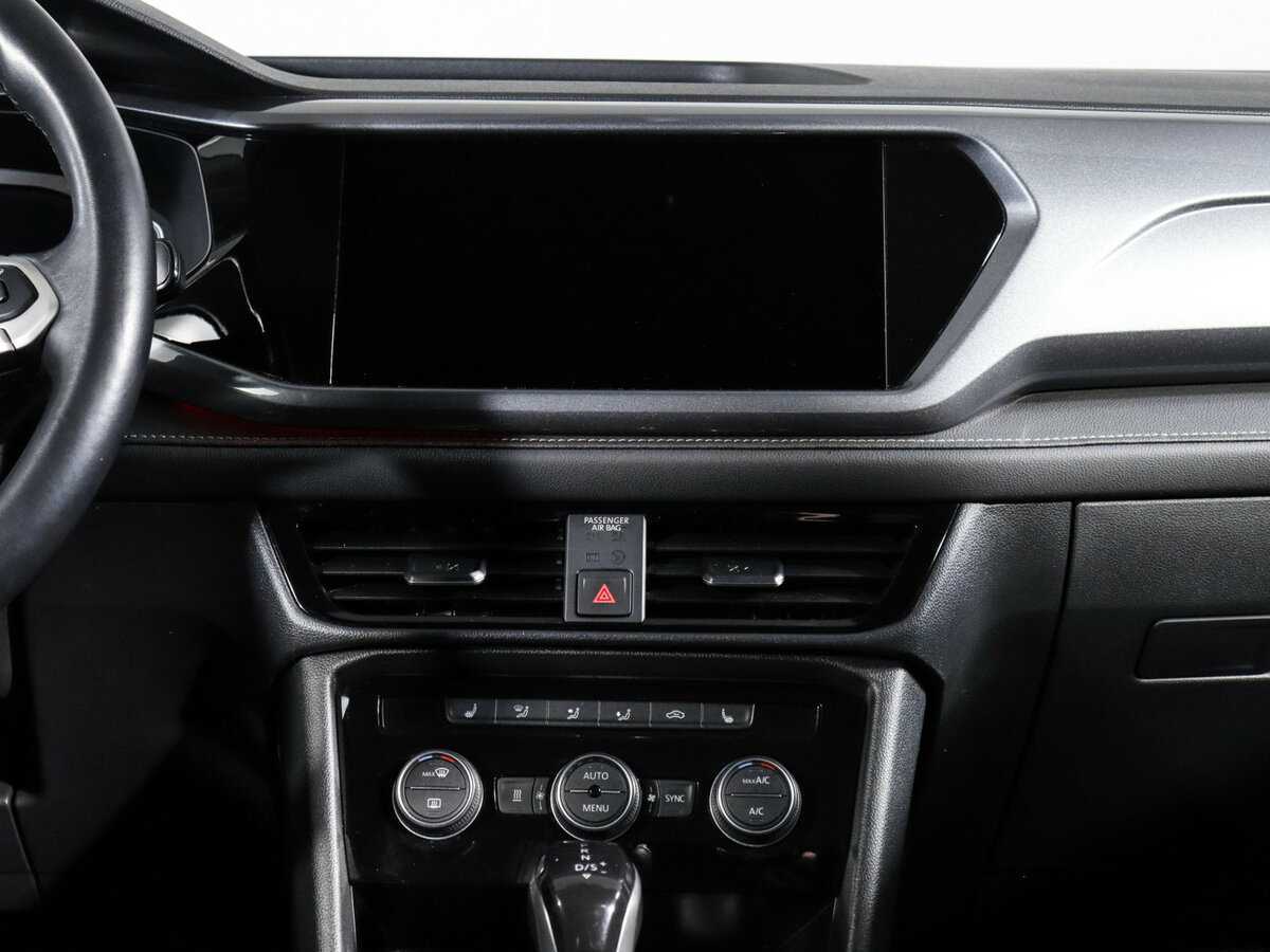 Volkswagen Taos с пробегом — 2021 год. Фото: #9