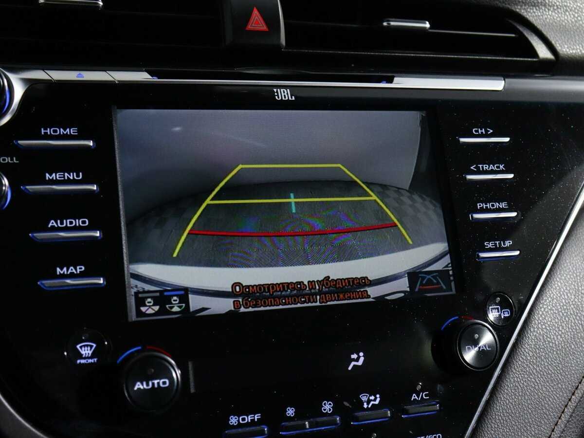 Toyota Camry с пробегом — 2019 год. Фото: #16