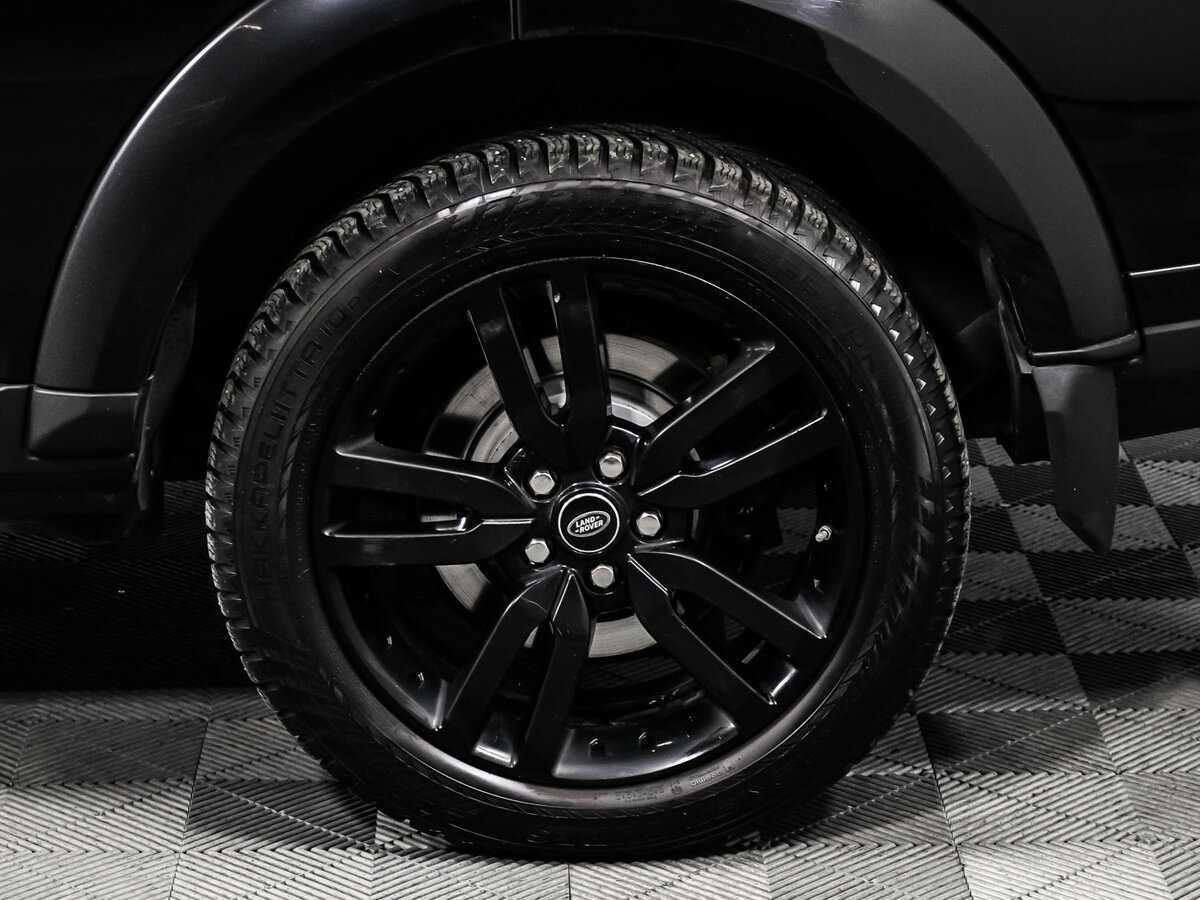 Land Rover Discovery с пробегом — 2014 год. Фото: #14
