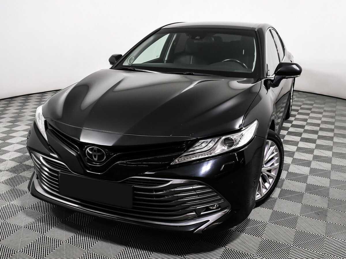 Toyota Camry с пробегом — 2018 год. Фото: #13