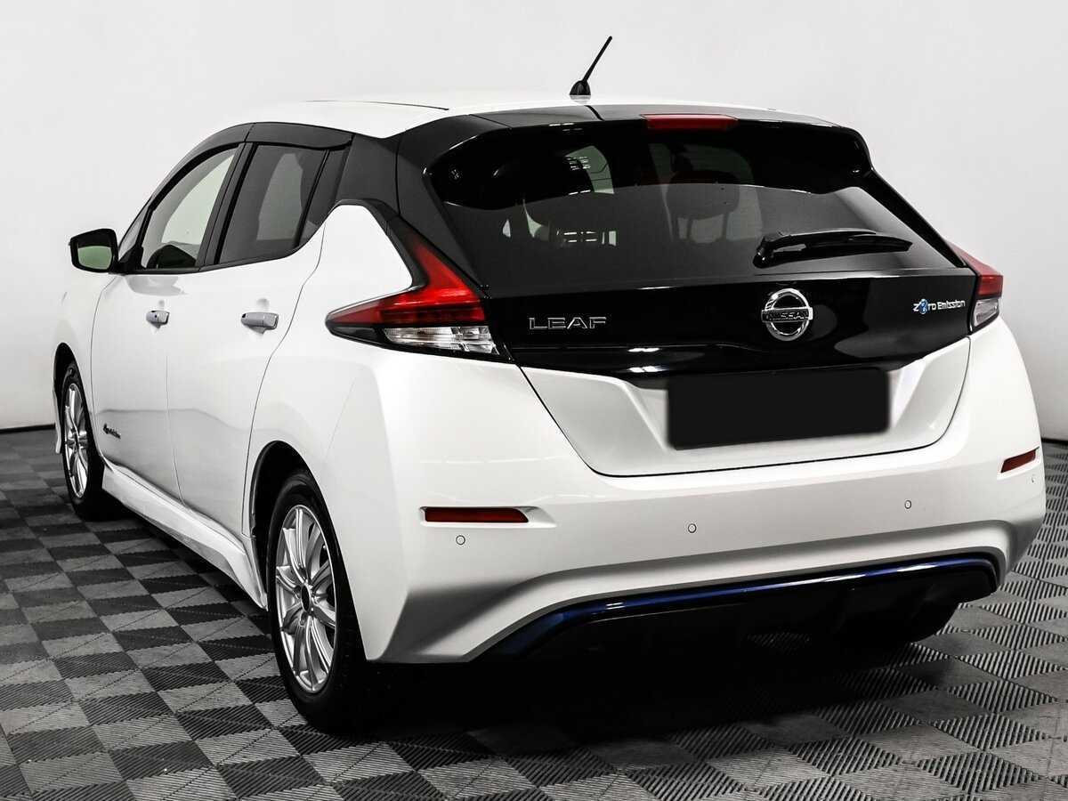Nissan Leaf с пробегом — 2017 год. Фото: #6