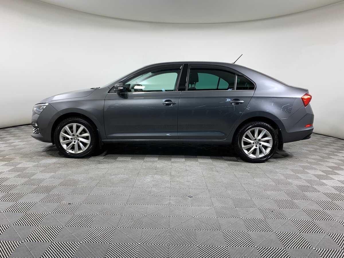 Skoda Rapid с пробегом — 2021 год. Фото: #7